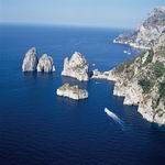 Capri, faraglioni